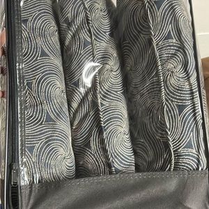 Decorative throw pillows